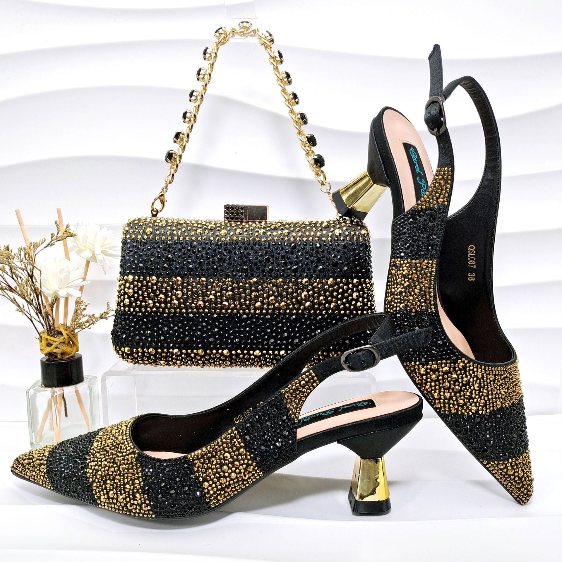 Simple Pointed Striped Delicate Rhinestone Women's Shoes And Bags Suit